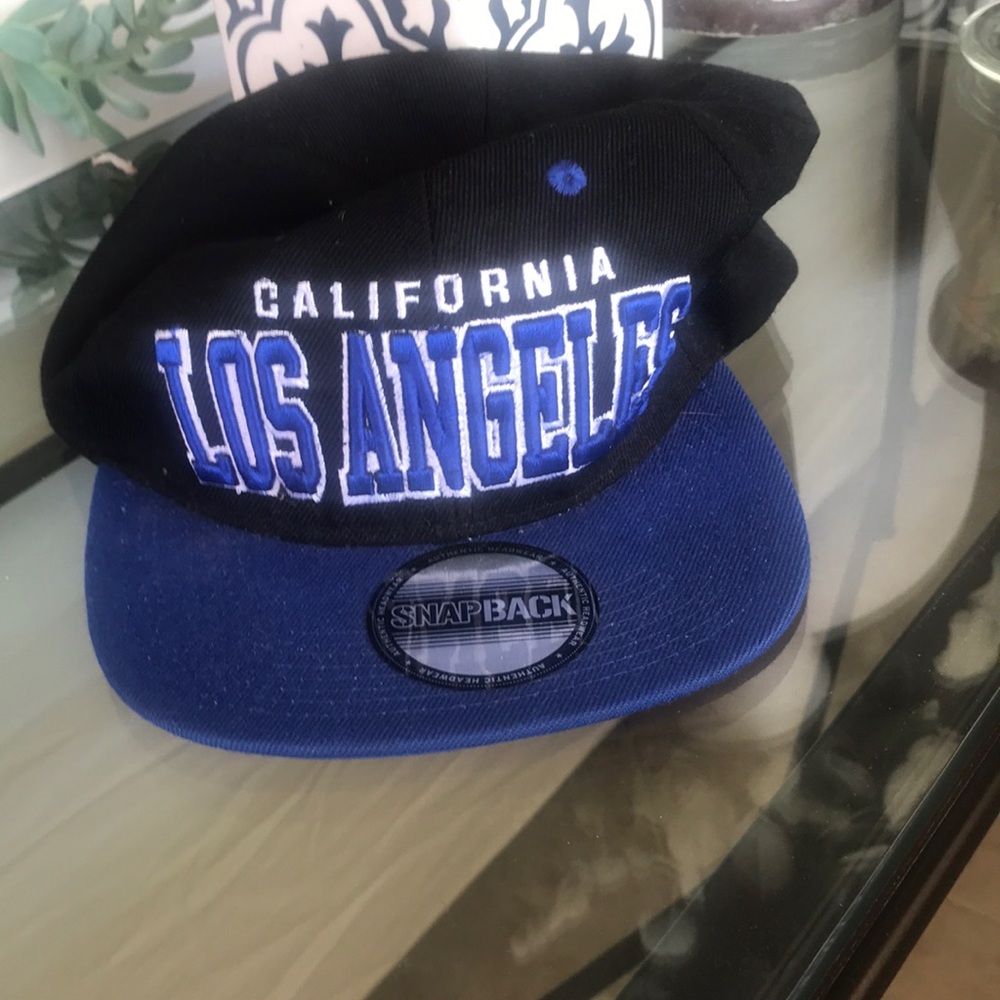 LOS ANGELES CALIFORNIA City of Angels blue and black hat snap back‎ used